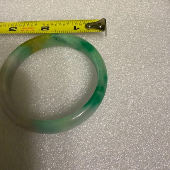 Jade Bangle Bracelet - Picture 2 of 5